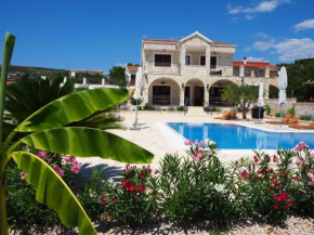 Villa Ludilo - mit 4 Apartments in Poljica - Marina bei Trogir Split